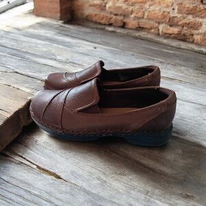 Women's Brown Leather Loafers